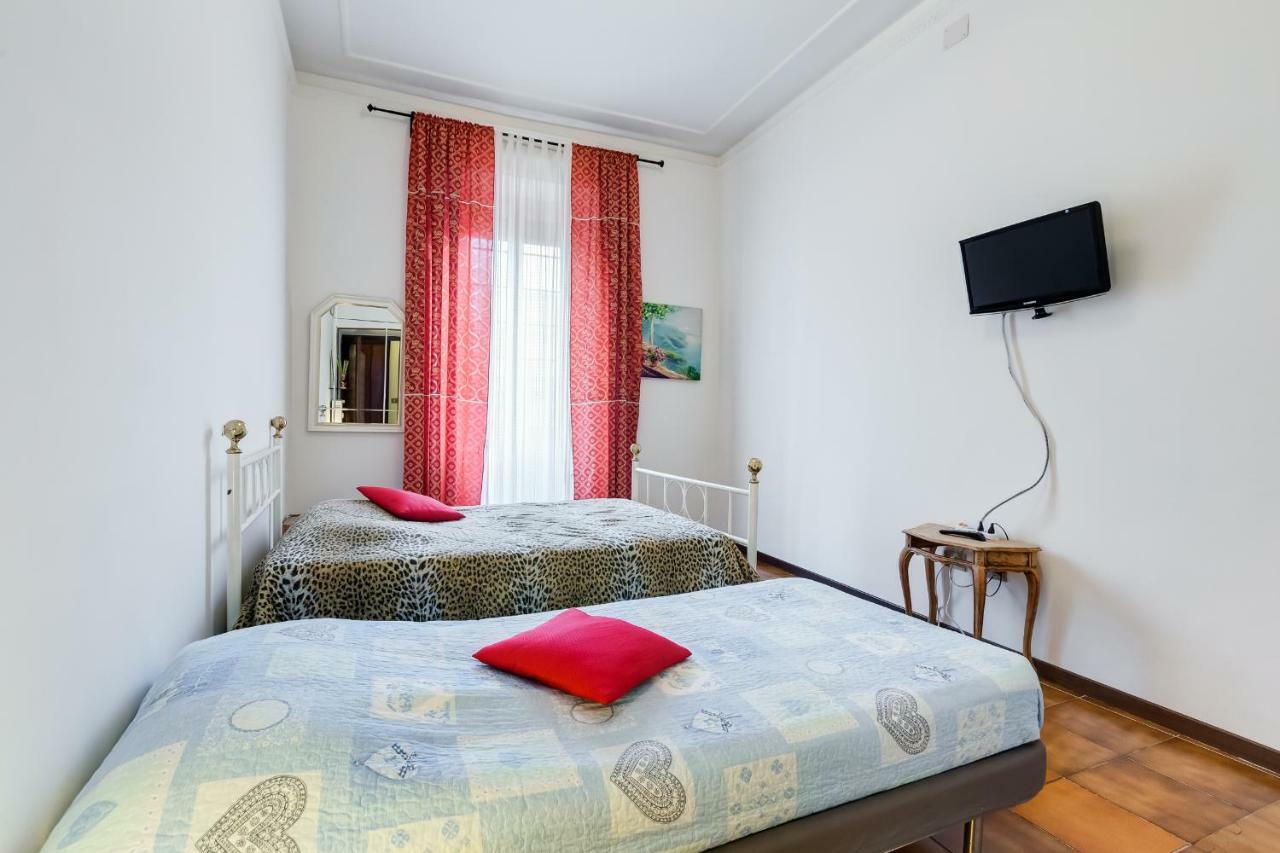 Casa Vacanza Home Sweet Home Di Fatha ローマ エクステリア 写真